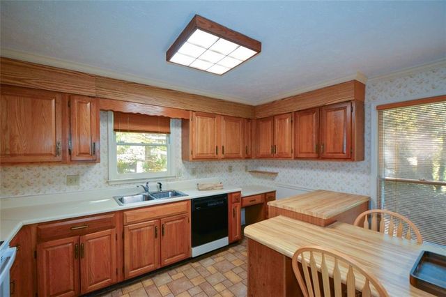 5610 Surrey Court, Alpharetta, GA 30009