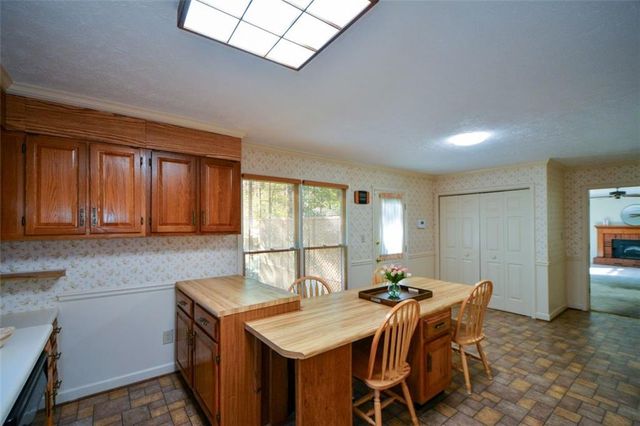 5610 Surrey Court, Alpharetta, GA 30009