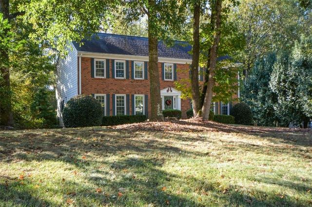 5610 Surrey Court, Alpharetta, GA 30009