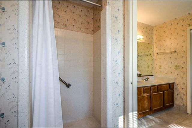 5610 Surrey Court, Alpharetta, GA 30009