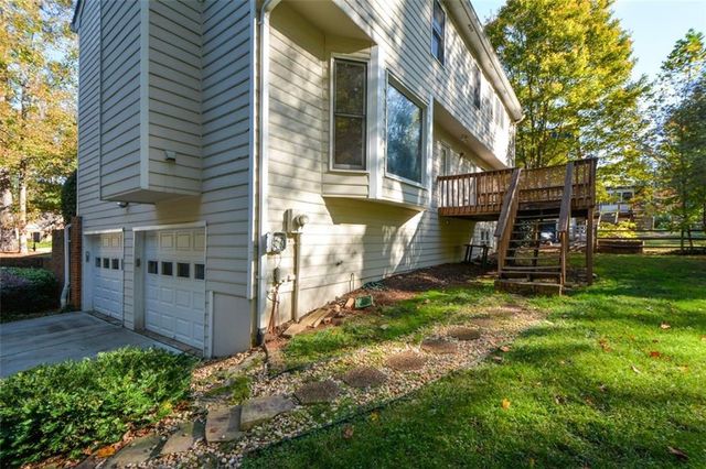 5610 Surrey Court, Alpharetta, GA 30009