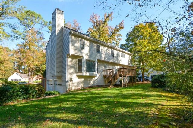 5610 Surrey Court, Alpharetta, GA 30009