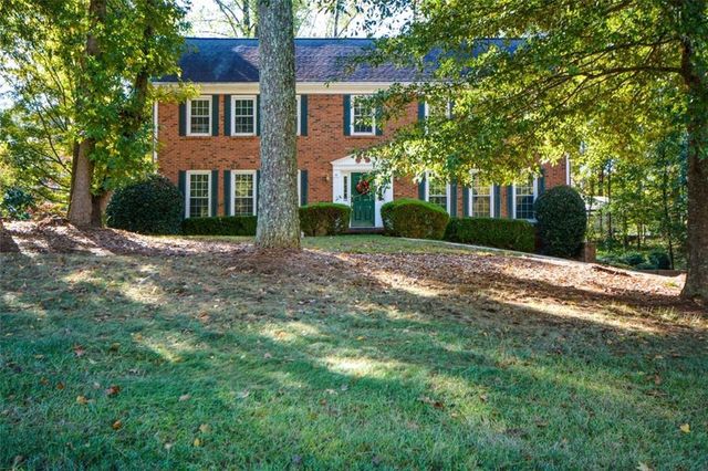5610 Surrey Court, Alpharetta, GA 30009