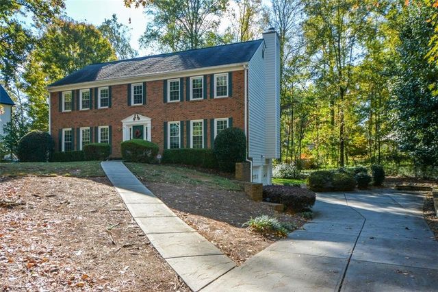 5610 Surrey Court, Alpharetta, GA 30009