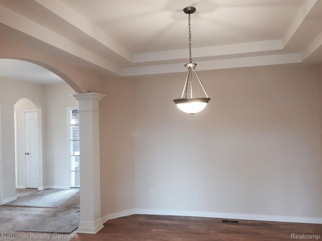 53237 Woodland Meadows, Chesterfield Township, MI 48047