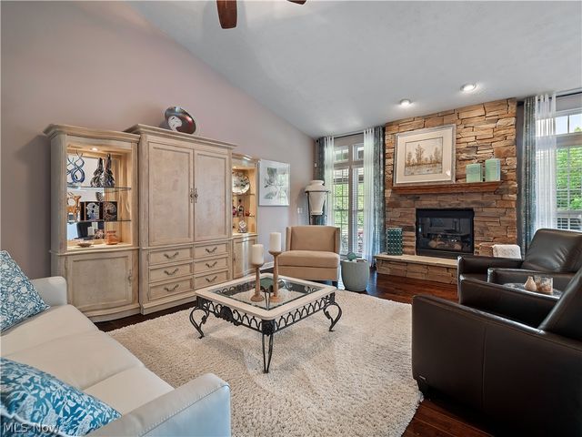 39178 Hawthorne Drive, Avon, OH 44011