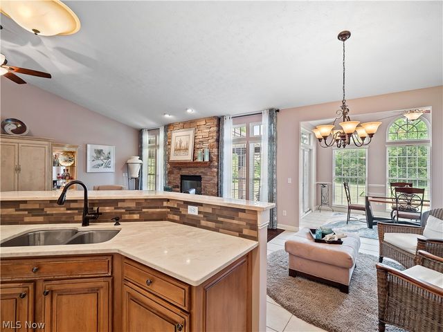 39178 Hawthorne Drive, Avon, OH 44011