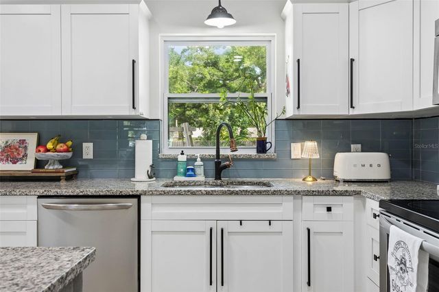 1006 E NORFOLK STREET, Tampa, FL 33604