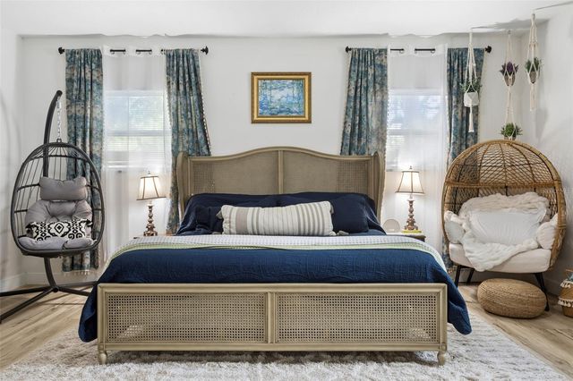 1006 E NORFOLK STREET, Tampa, FL 33604