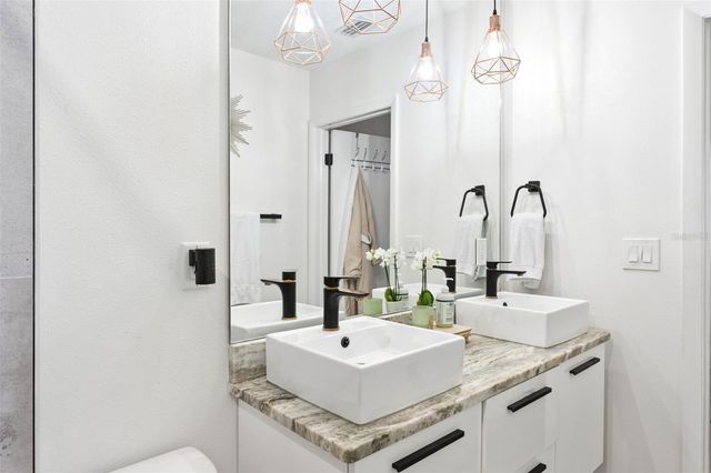 1006 E NORFOLK STREET, Tampa, FL 33604