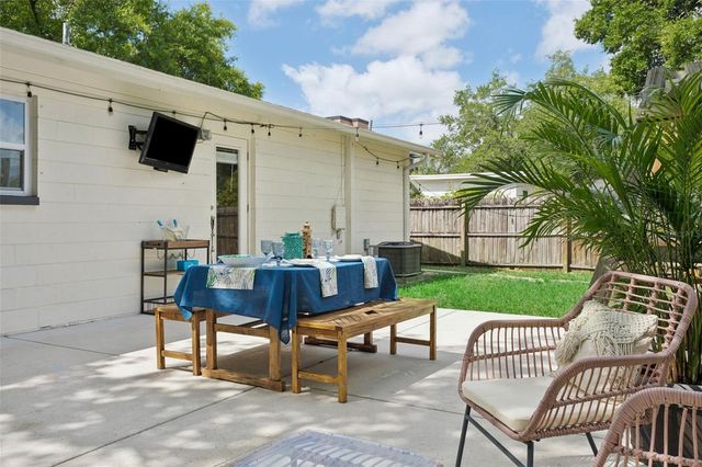 1006 E NORFOLK STREET, Tampa, FL 33604