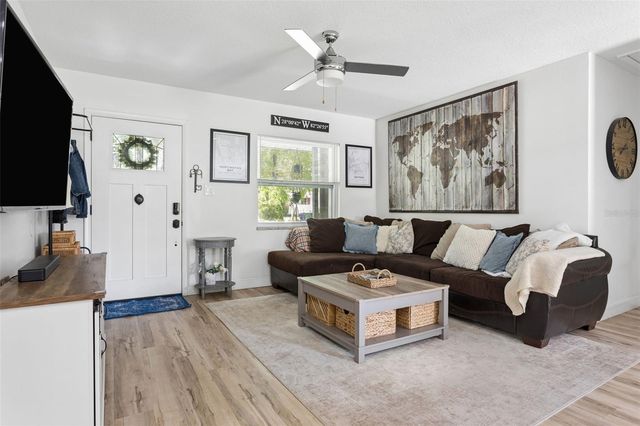 1006 E NORFOLK STREET, Tampa, FL 33604