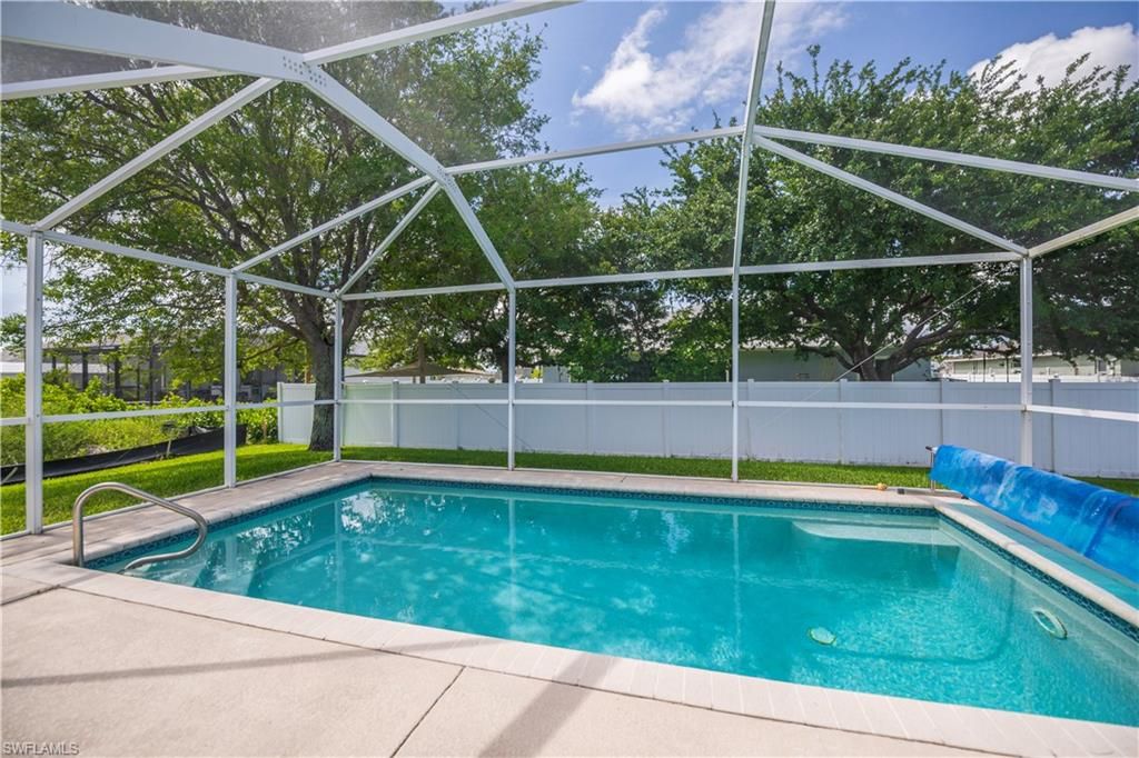 1922 Jacaranda PKWY W, CAPE CORAL, FL 33993 — photo 4