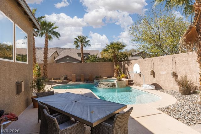 10090 Claverton Court, Las Vegas, NV 89148
