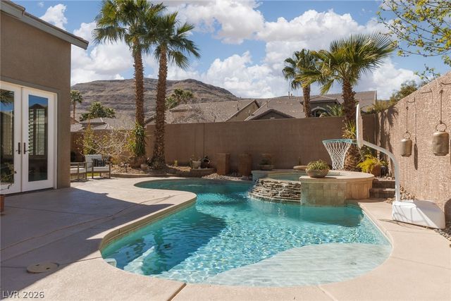 10090 Claverton Court, Las Vegas, NV 89148