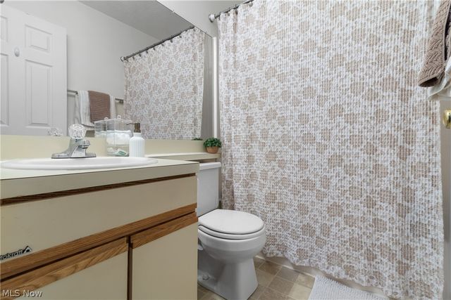 3753 Lake Run Boulevard, Stow, OH 44224