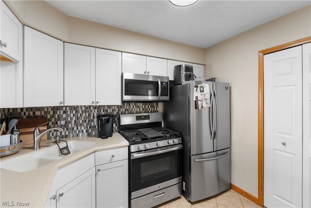 3753 Lake Run Boulevard, Stow, OH 44224