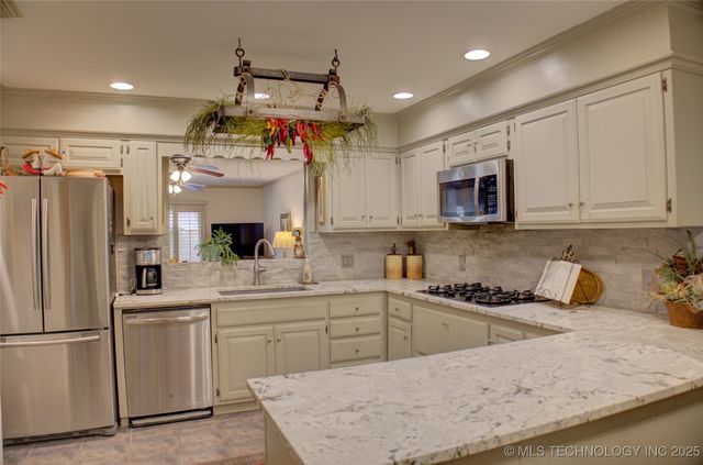 2918 E 84th Street 29, Tulsa, OK 74137