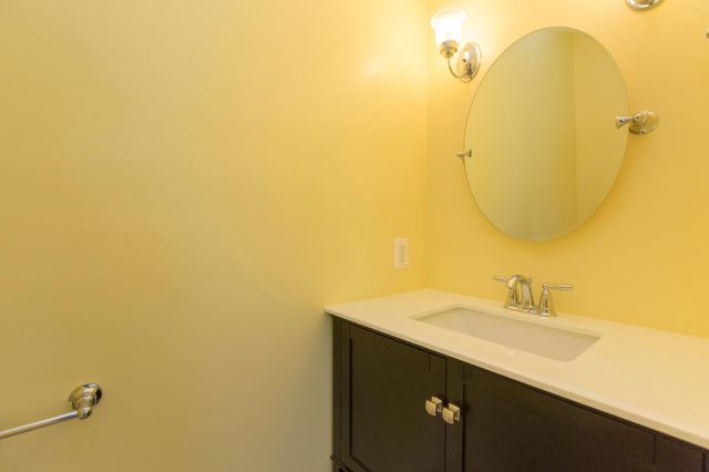 6435 OVERLOOK DR, Alexandria, VA 22312