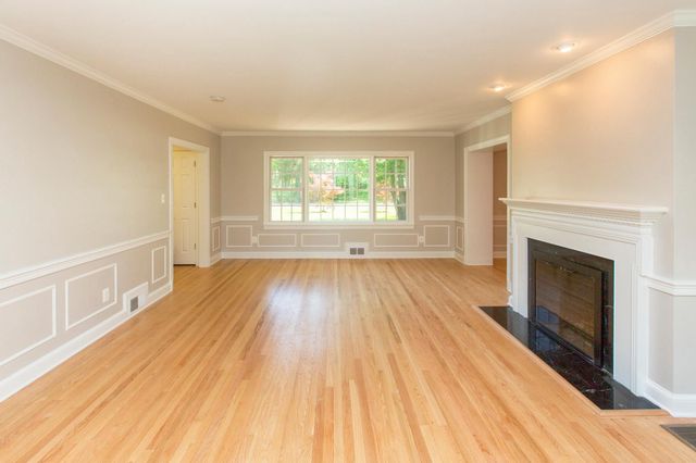 6435 OVERLOOK DR, Alexandria, VA 22312