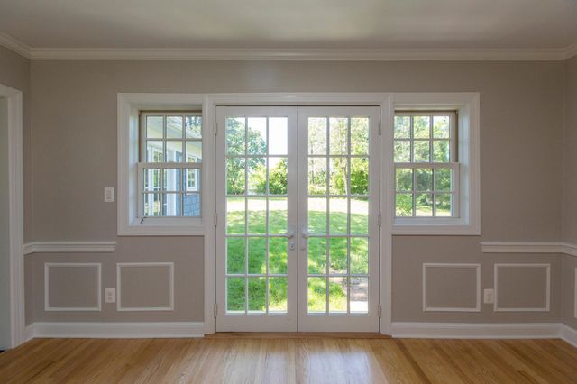 6435 OVERLOOK DR, Alexandria, VA 22312