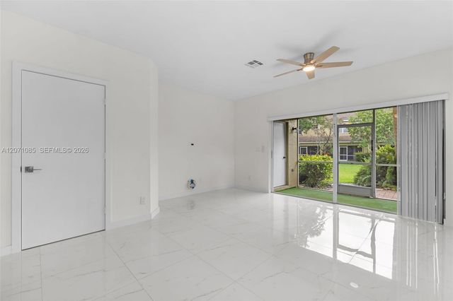 12133 SW 3rd Street 12133, Pembroke Pines, FL 33025