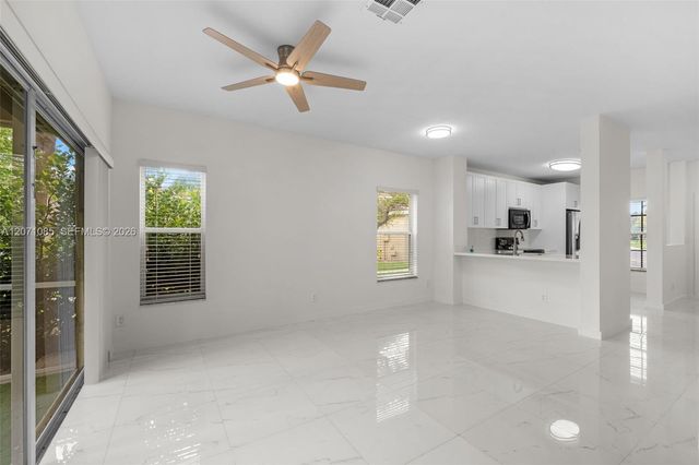12133 SW 3rd Street 12133, Pembroke Pines, FL 33025