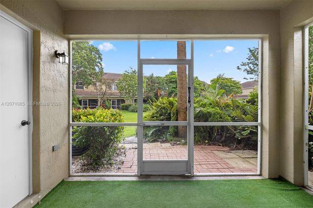 12133 SW 3rd Street 12133, Pembroke Pines, FL 33025