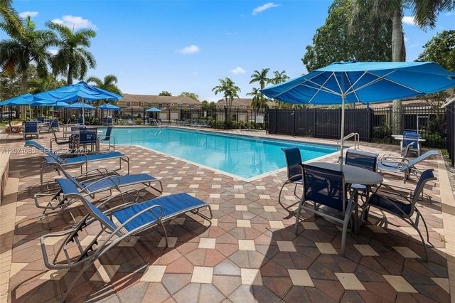 12133 SW 3rd Street 12133, Pembroke Pines, FL 33025