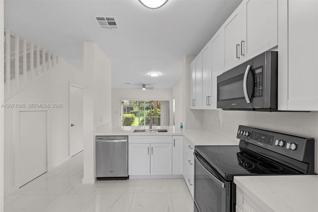 12133 SW 3rd Street 12133, Pembroke Pines, FL 33025
