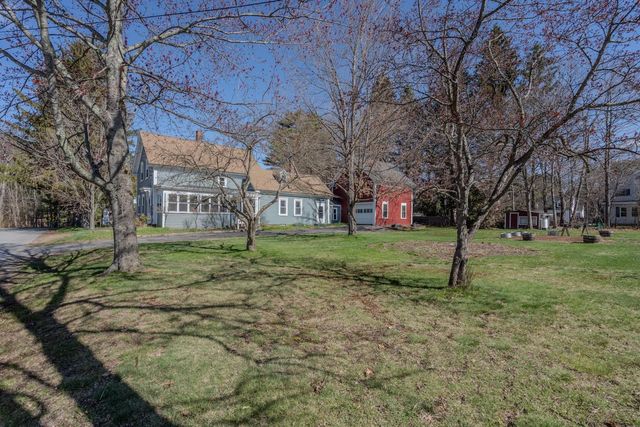 8 Adams Avenue, Rochester, NH 03867