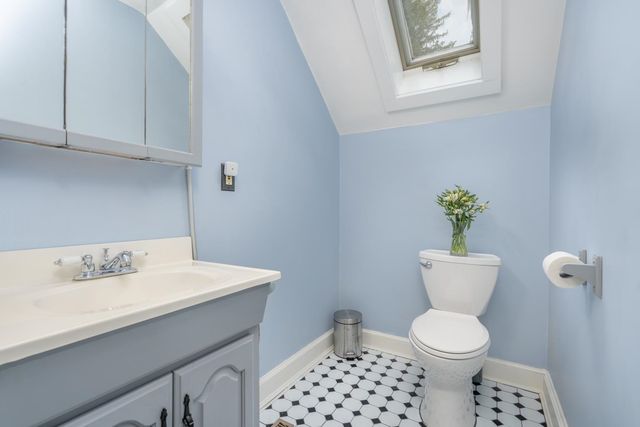 8 Adams Avenue, Rochester, NH 03867