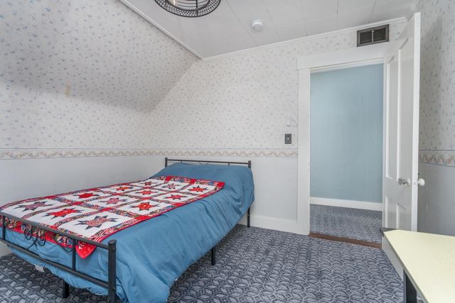 8 Adams Avenue, Rochester, NH 03867