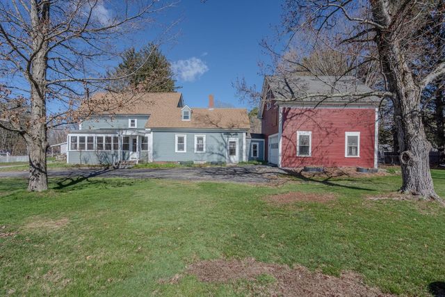 8 Adams Avenue, Rochester, NH 03867