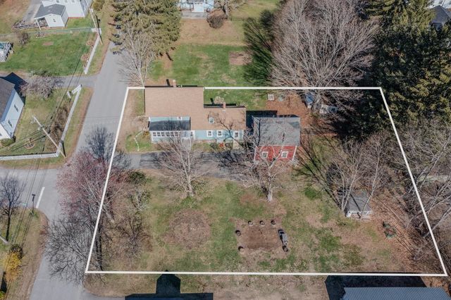 8 Adams Avenue, Rochester, NH 03867