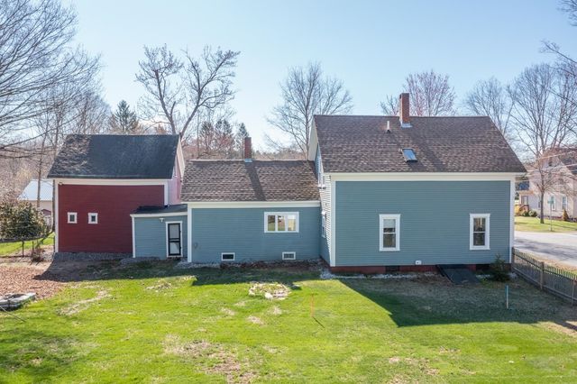 8 Adams Avenue, Rochester, NH 03867