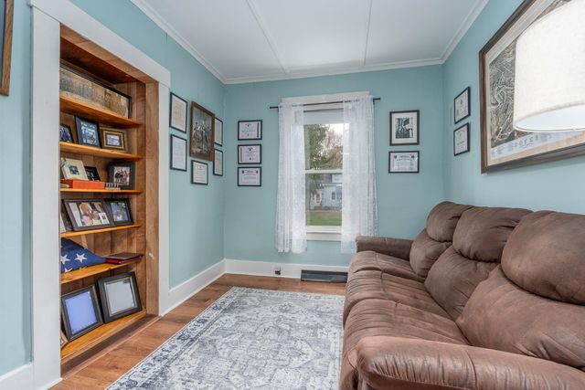 8 Adams Avenue, Rochester, NH 03867