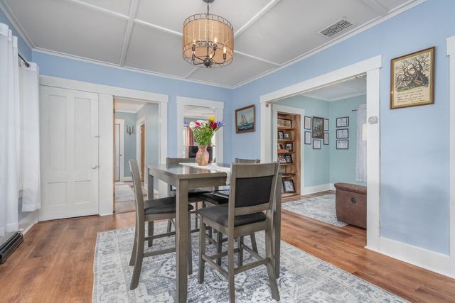 8 Adams Avenue, Rochester, NH 03867