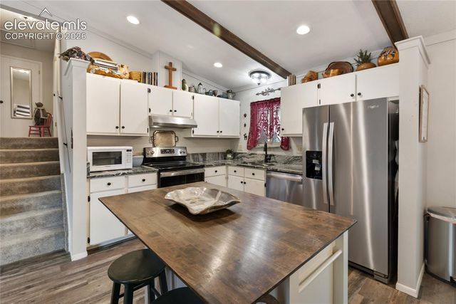 702 Sunnywood Loop, Woodland Park, CO 80863
