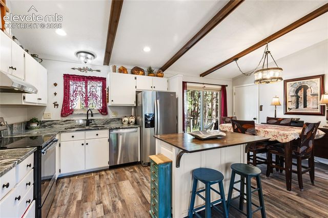 702 Sunnywood Loop, Woodland Park, CO 80863