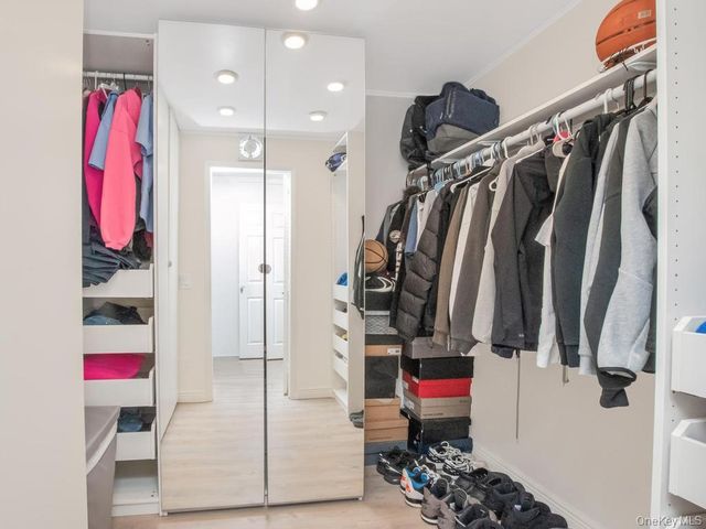 777 N Macquesten Parkway 203, Mount Vernon, NY 10552