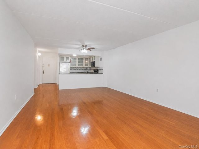 777 N Macquesten Parkway 203, Mount Vernon, NY 10552