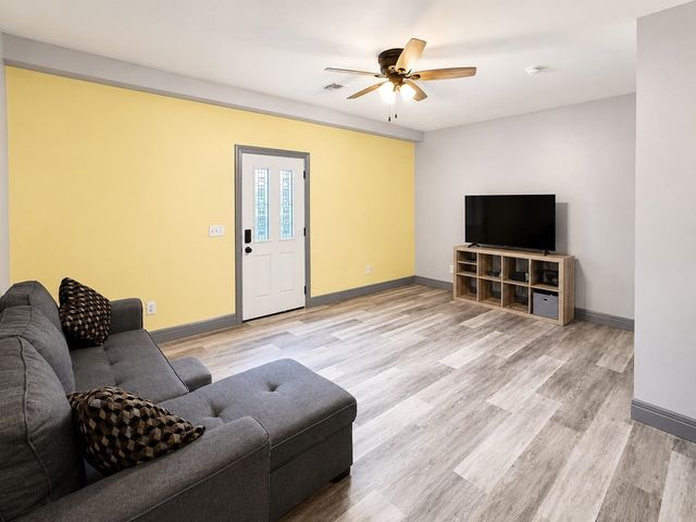 751 N 170th Rd, Bennington, KS 67422