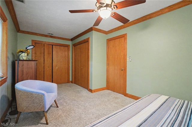2216 N Medina Line Road, Akron, OH 44333