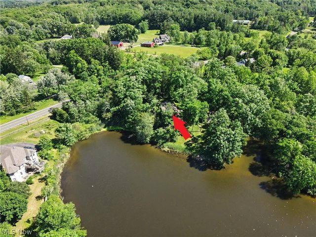 2216 N Medina Line Road, Akron, OH 44333