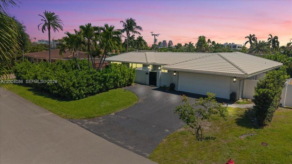 2632 NE 35th Street, Fort Lauderdale, FL 33306