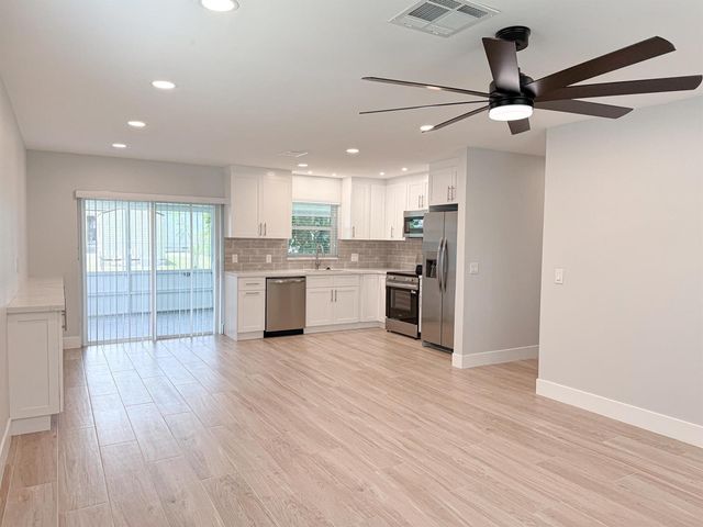 7430 Cocoanut Drive, Lake Worth, FL 33467