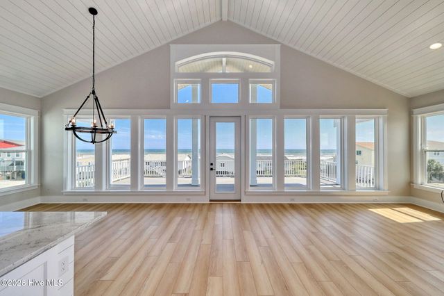 90 W 1st Street, Ocean Isle Beach, NC 28469