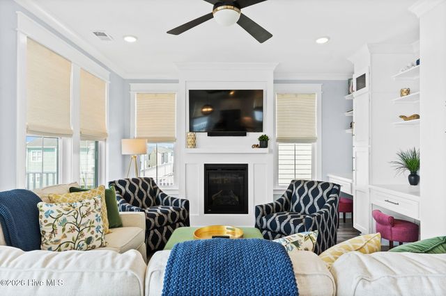 90 W 1st Street, Ocean Isle Beach, NC 28469