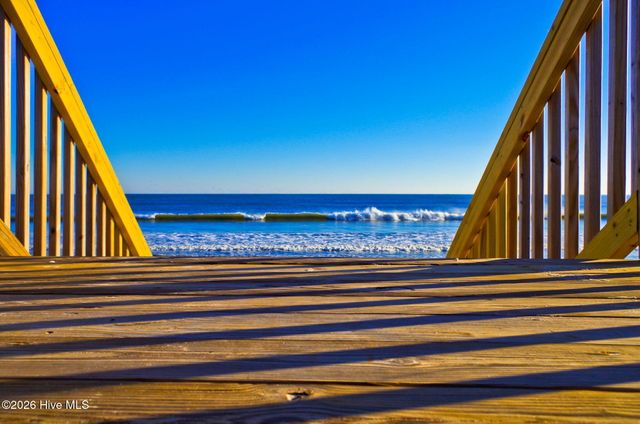 90 W 1st Street, Ocean Isle Beach, NC 28469